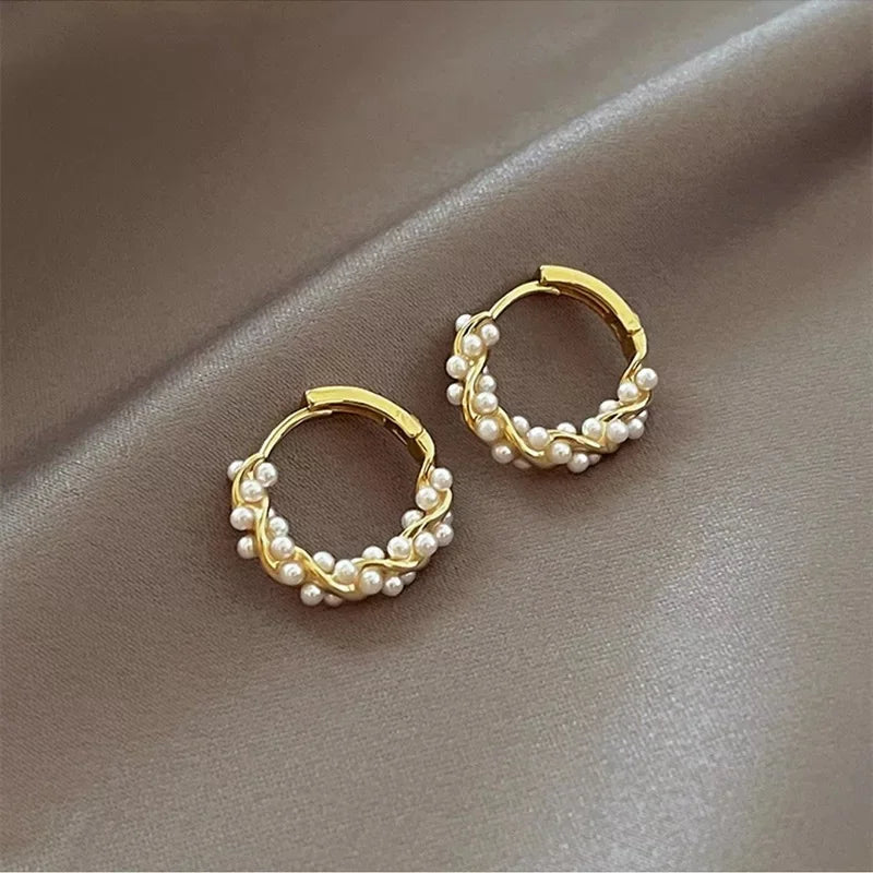 Korean Temperament Circle Pearl Earrings